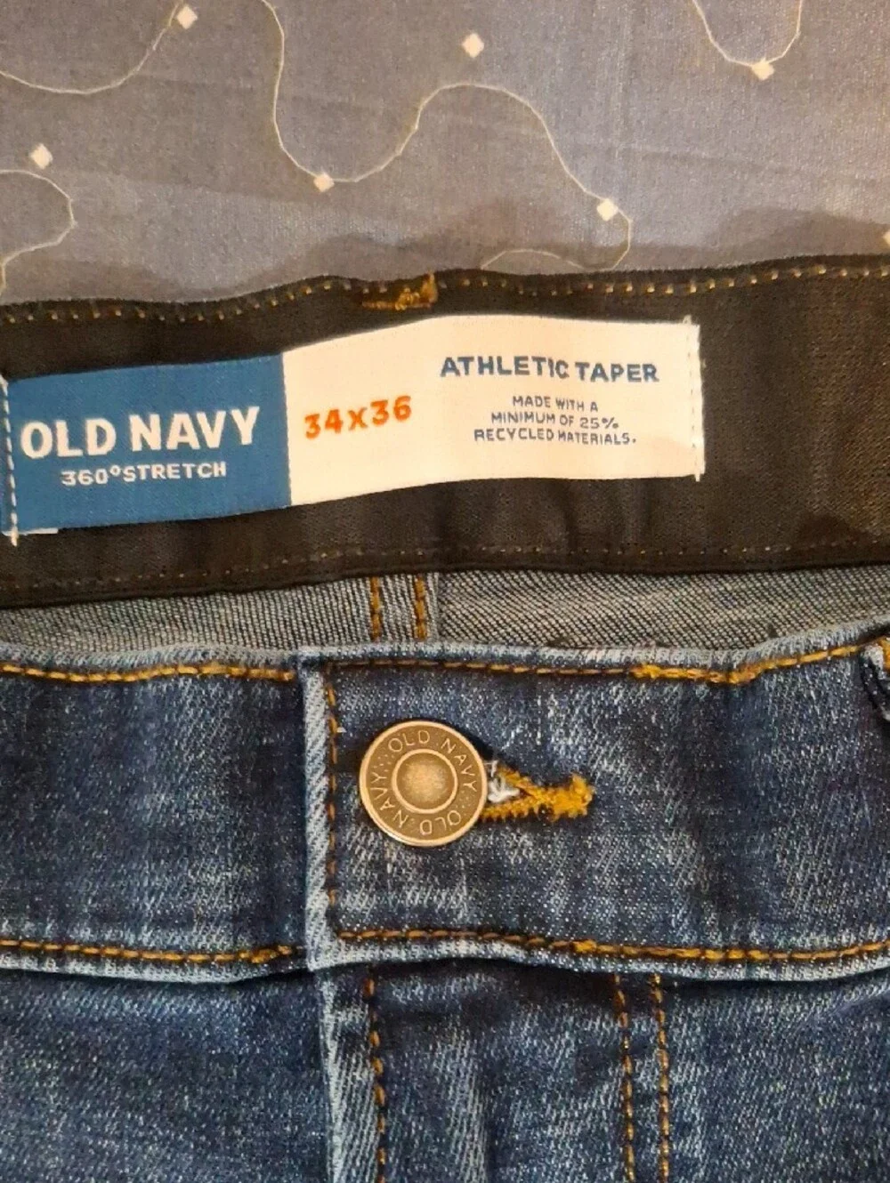 Old Navy Athletic Taper Men's Jeans size 34 x 36